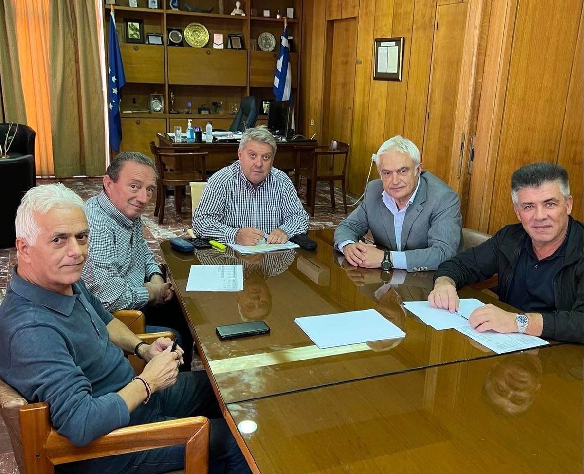 Cover Image for Συνάντηση του Γιώργου Σπύρου με τον Πρόεδρο του ΕΒΕ Εύβοιας και μέλη της Διοίκησης